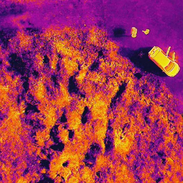 Detecting fire sources with drones
